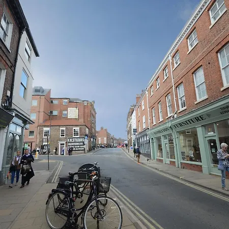 Fossgate Luxury Duplex City Centre Apartment With Free Parking York Exterior photo