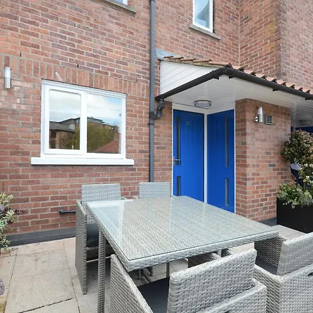 Fossgate Luxury Duplex City Centre Apartment With Free Parking York Exterior photo